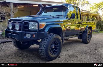 TOYOTA LANDCRUSIER VAPOR MATTE BLACK